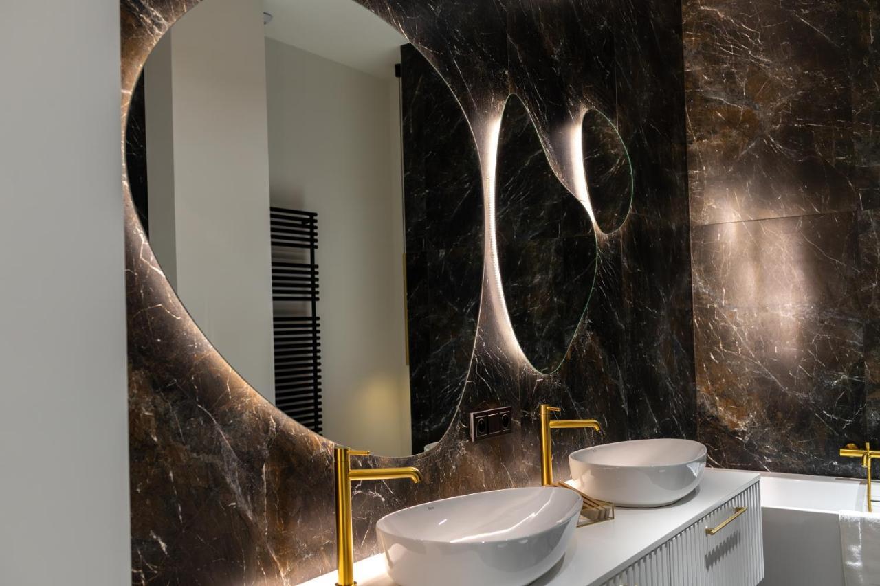 Srebrna Luxury Apartments - Willa Fabrykancka - Wnetrza Premium Łódź Zewnętrze zdjęcie