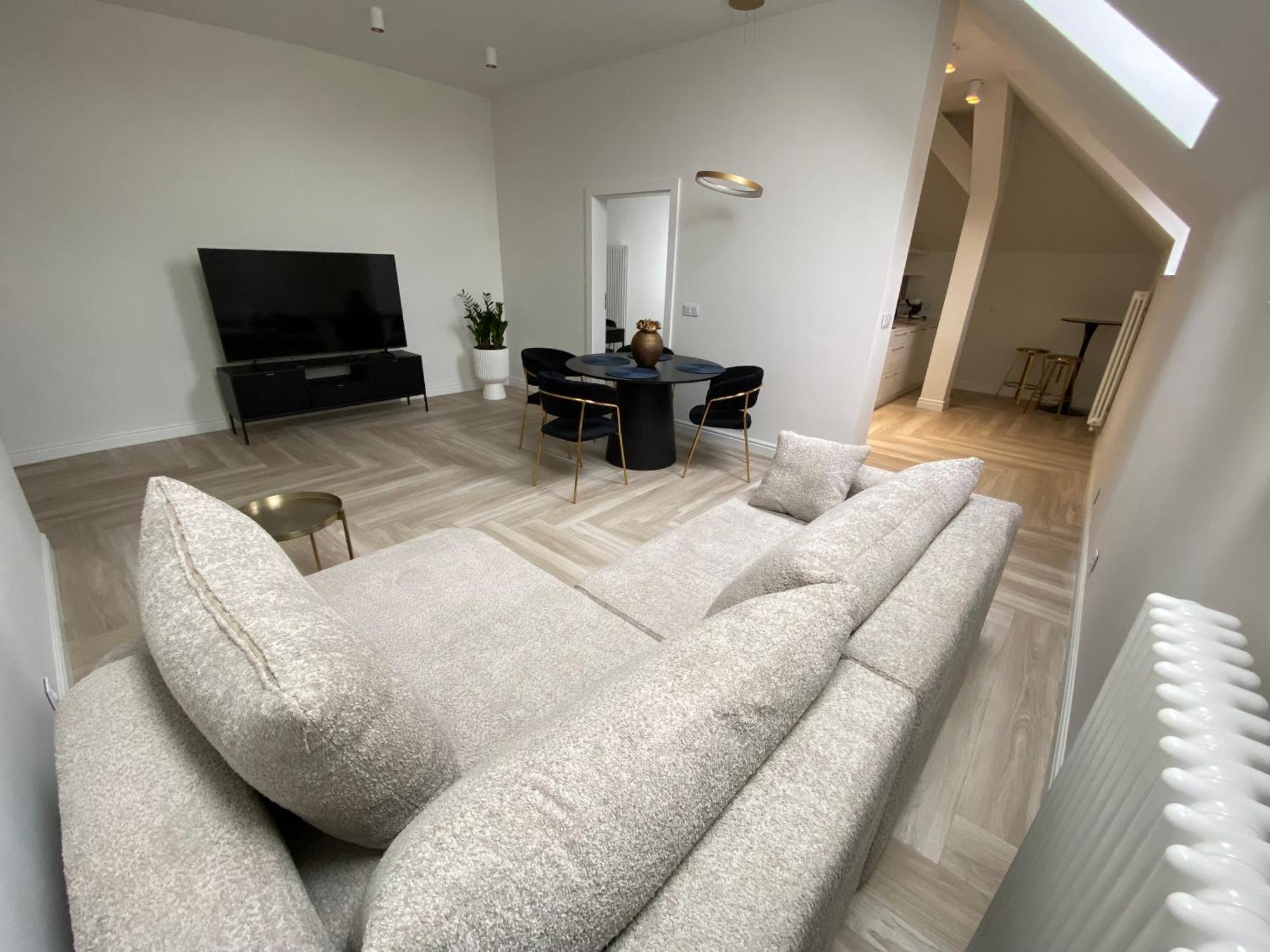 Srebrna Luxury Apartments - Willa Fabrykancka - Wnetrza Premium Łódź Zewnętrze zdjęcie
