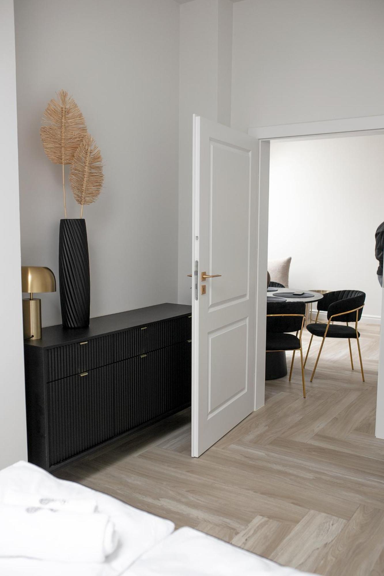 Srebrna Luxury Apartments - Willa Fabrykancka - Wnetrza Premium Łódź Zewnętrze zdjęcie